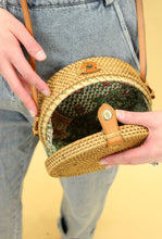 Load image into Gallery viewer, Taupe rattan bag
